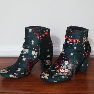 Faux suede embroidered booties!